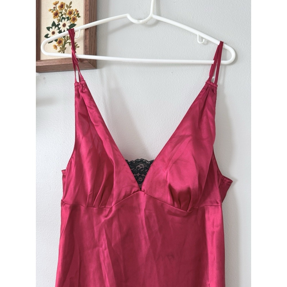 Secret Treasures Woman Maxi Satin Nightgown Sleeveless Red with Black Lace Sz L - Picture 2 of 7